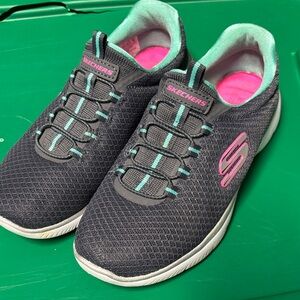 Skechers Women's Gray and Pink Slip-On Sneakers